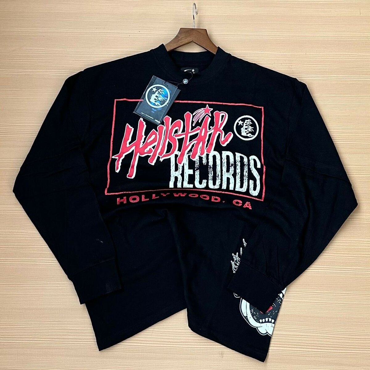 HELLSTAR SWEATER