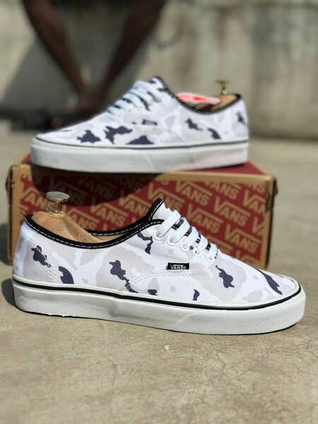 Baskets Vans camouflage blanches