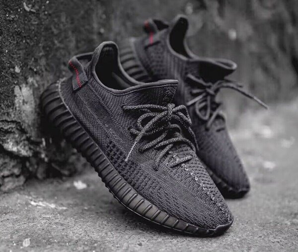 Chaussures de sport noires élégantes