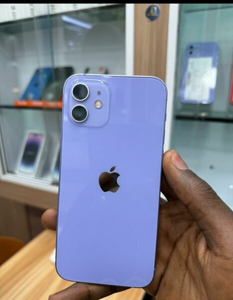 iPhone 12 reconditionné violet