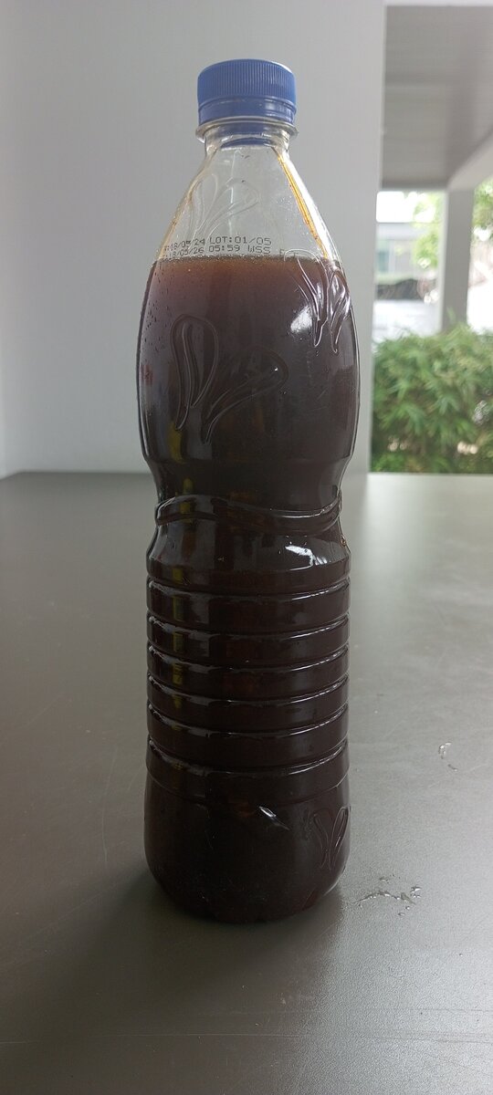 Miel pur naturel en bouteille