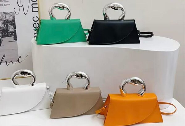 Sac bandoulière moderne