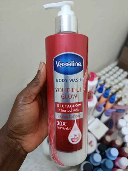 Vaseline youthful glow