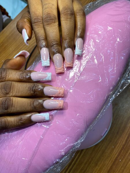 Nails fixing (ACRYLIC MEDIUM )