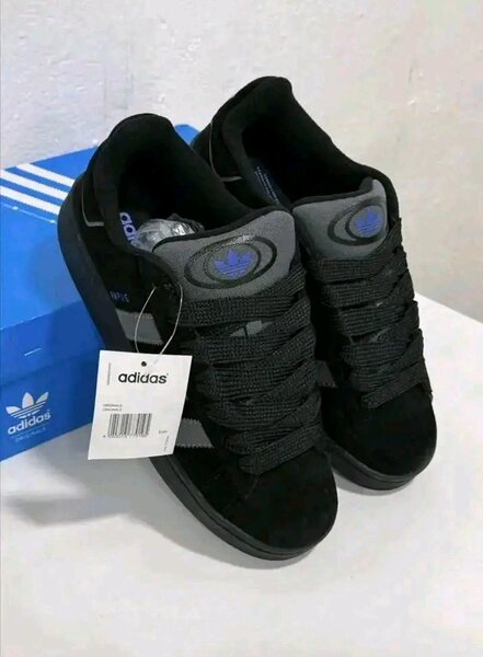 Adidas compus
