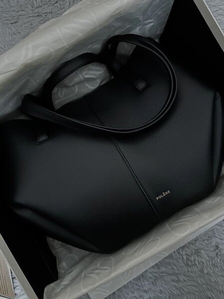 Стильные сумочки в наличии, 4 расцветки есть