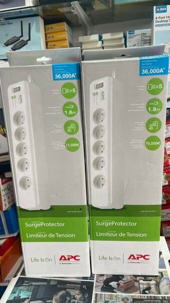 Multiprise Parafoudre APC 5 p