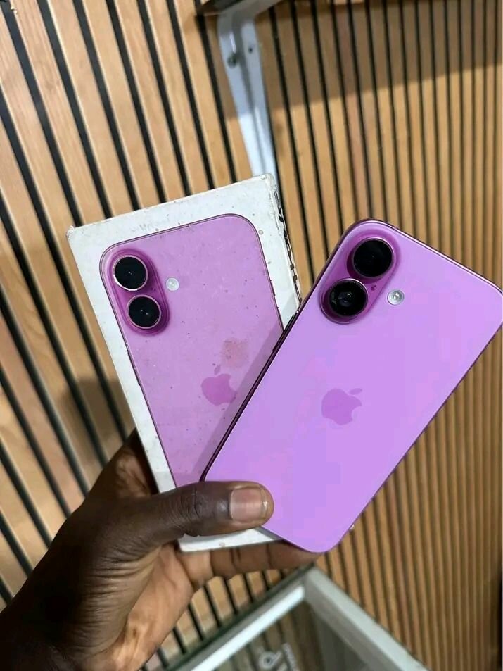 iPhone Rose Luxueux 128GB