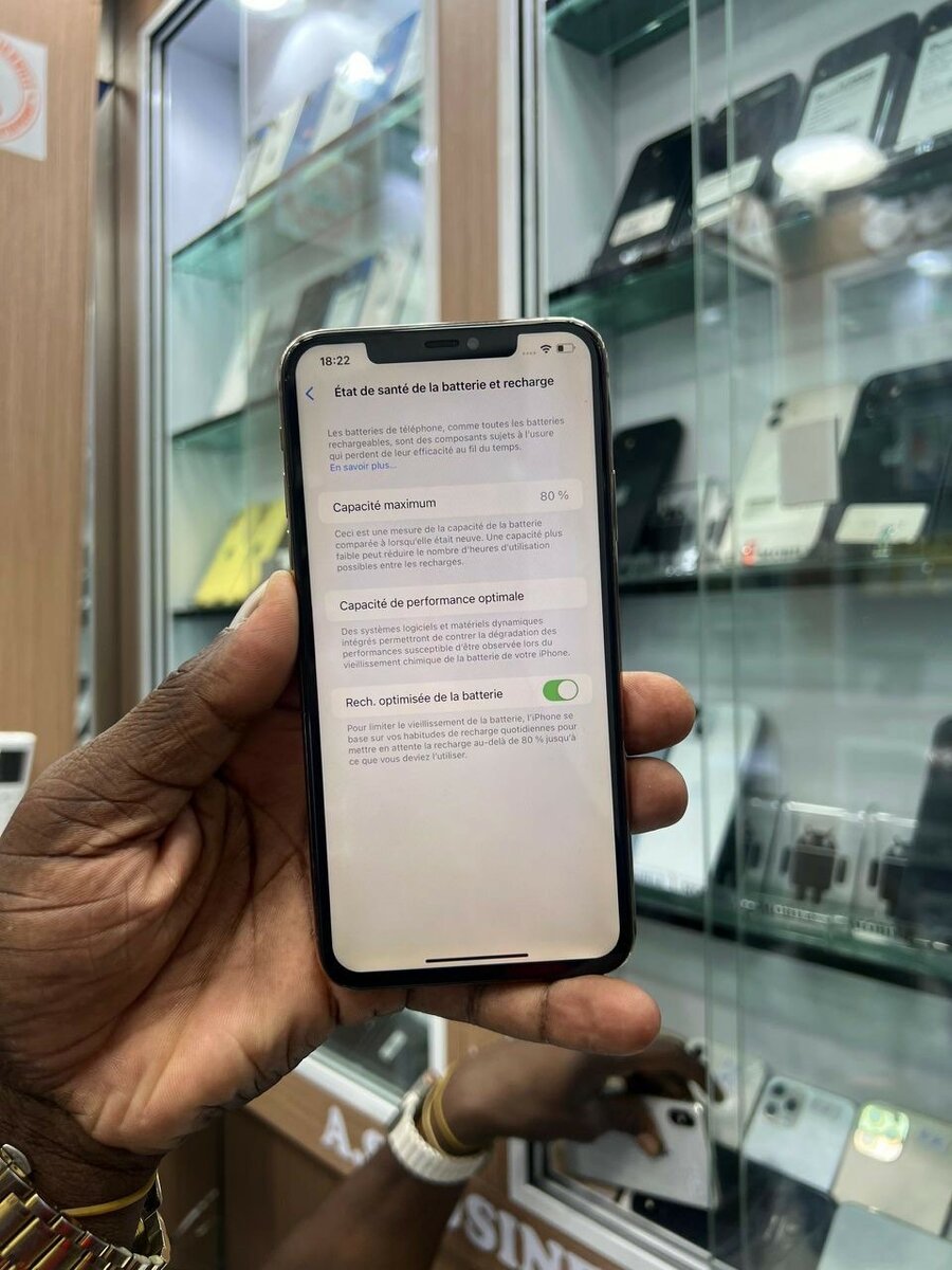 iPhone 11pro max 64giga casineuf sans Face ID