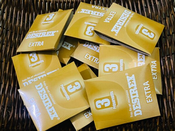 30 Préservatifs (10 paquets)