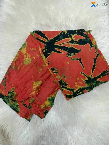 Shorts tie-dye colorés