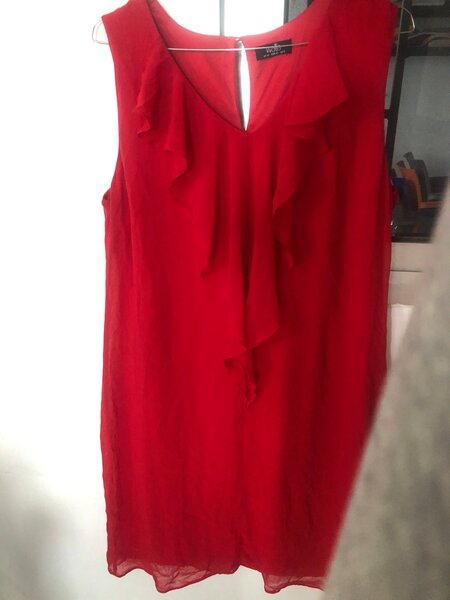 Robe rouge élégante chic