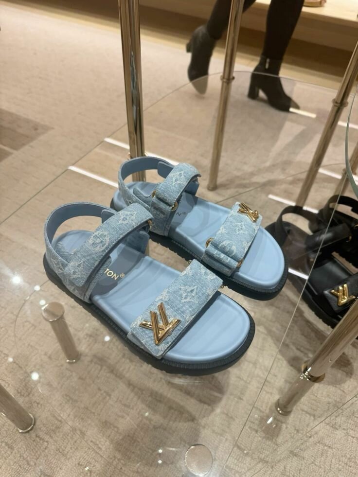 Flip flops sandals