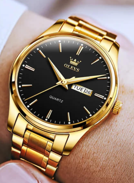 Montre de LUXE CURREN. 