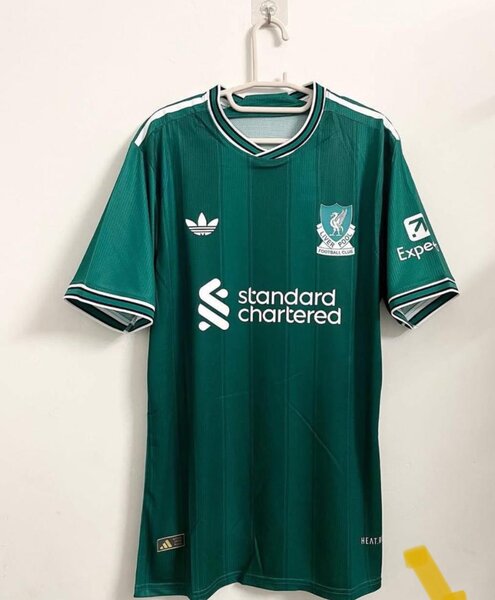 Maillots de football élégants