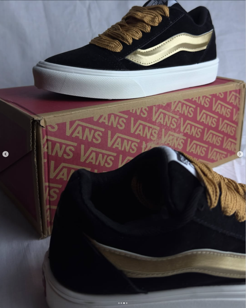 кроссовки черные