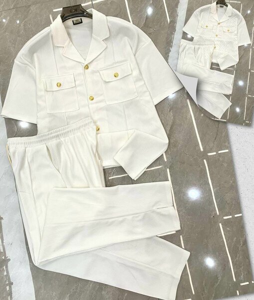 Tenue d'été en lin blanc