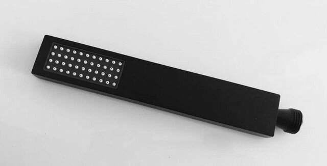 Pommeau de douche tres solide