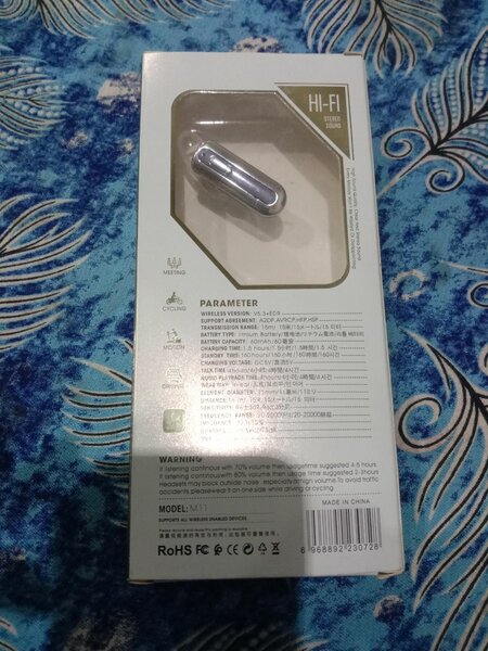 M11 wireless headphone