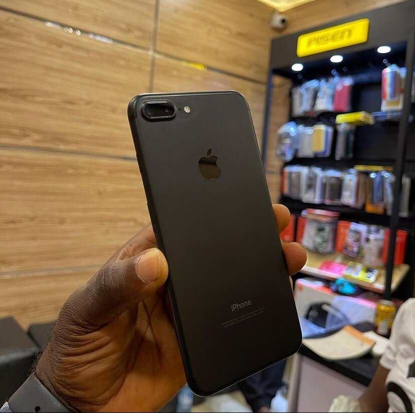 iPhone 7plus 128GB