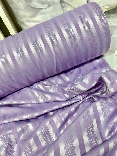 Beau tissu pour couper des vêtements en coton