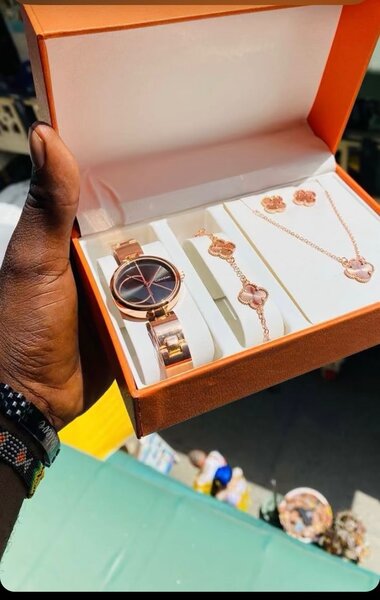 Customized bracelets, necklaces and watches for both gender