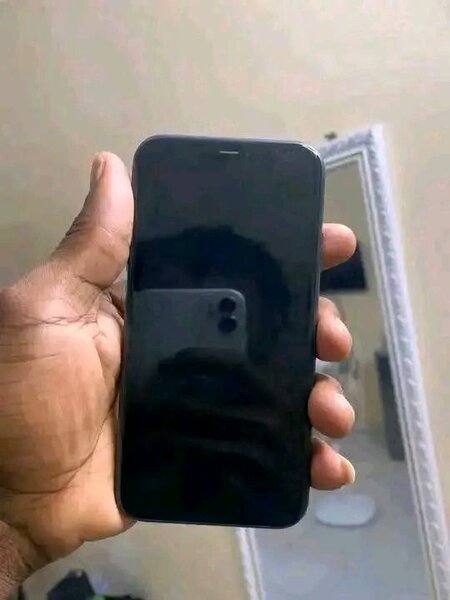 iPhone 11 64GB Noir Débloqué