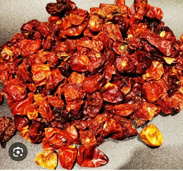 Piment sec la boîte de 250 ml