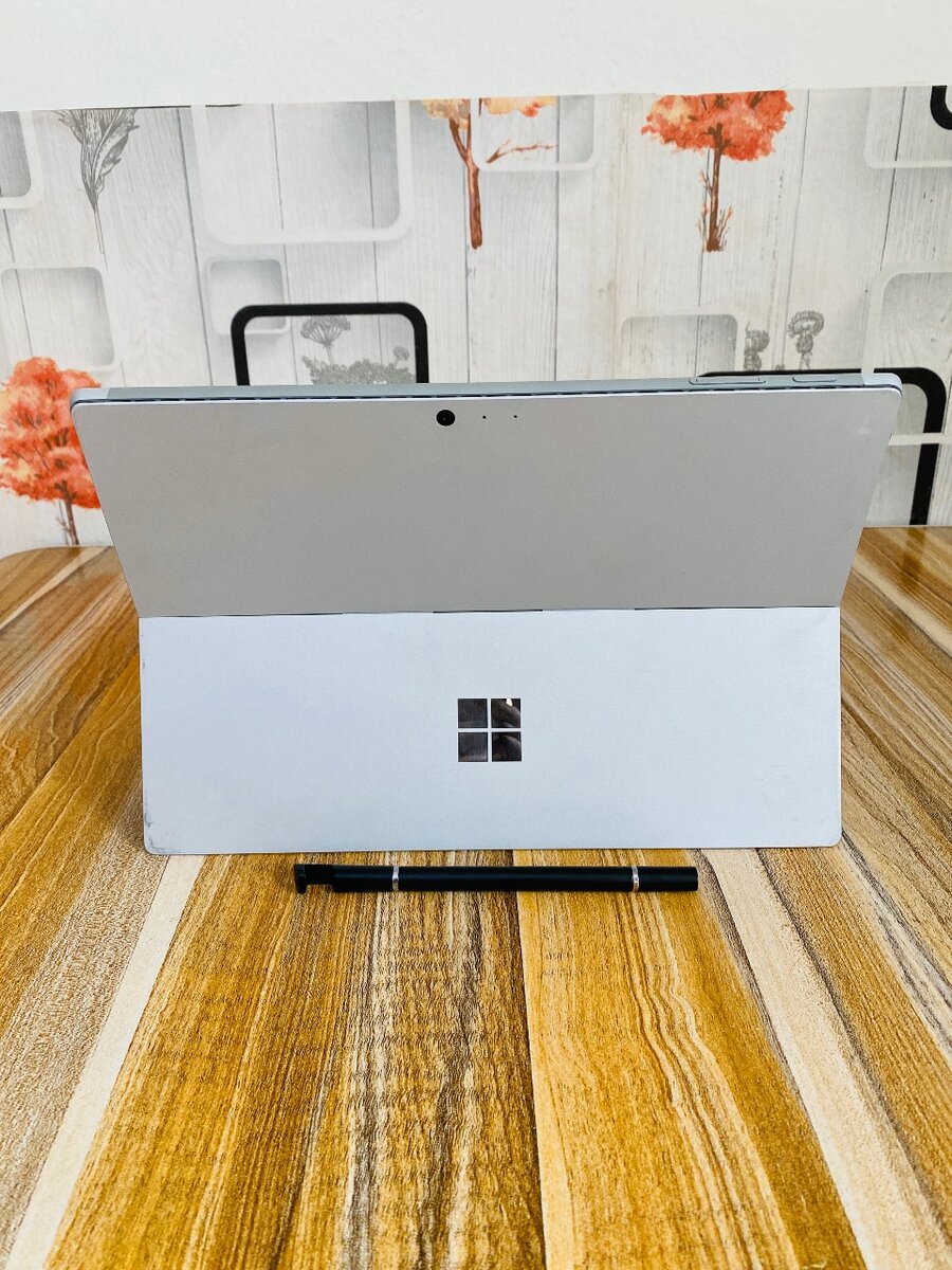 Microsoft surface pro 5