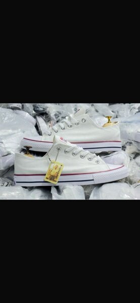 Baskets blanches unisexes