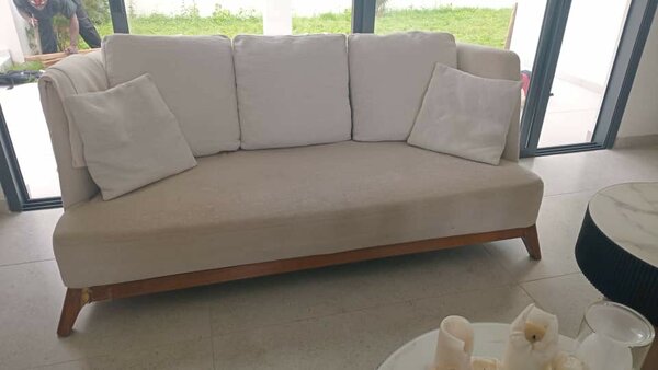 Canapé élégant beige