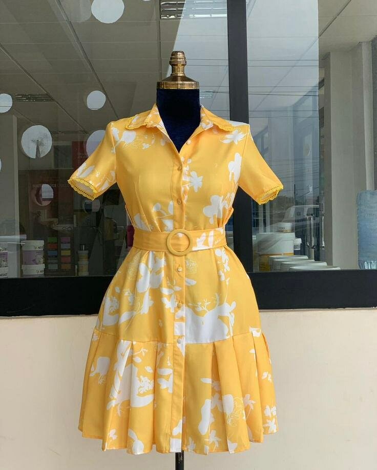 Robe colorée à motifs