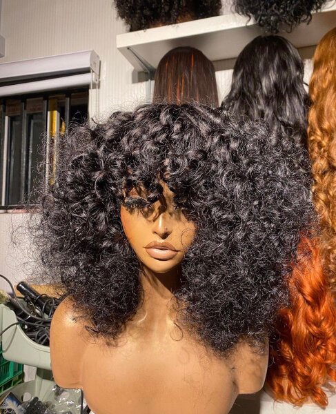 Bouncy curl wigs