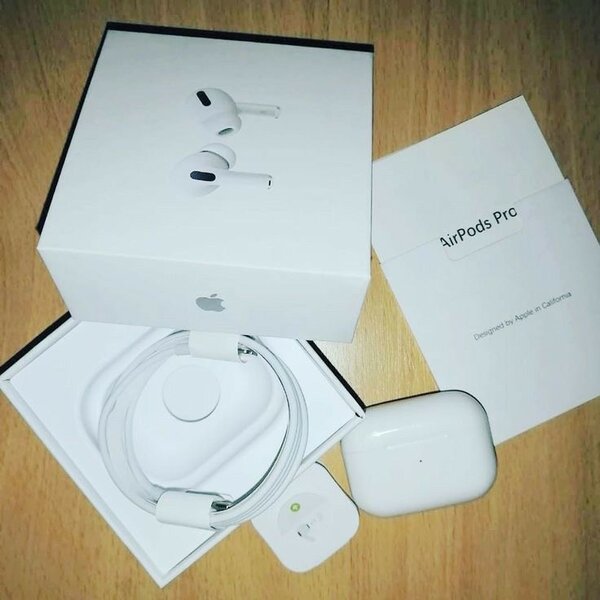 Apple AirPods Pro 2