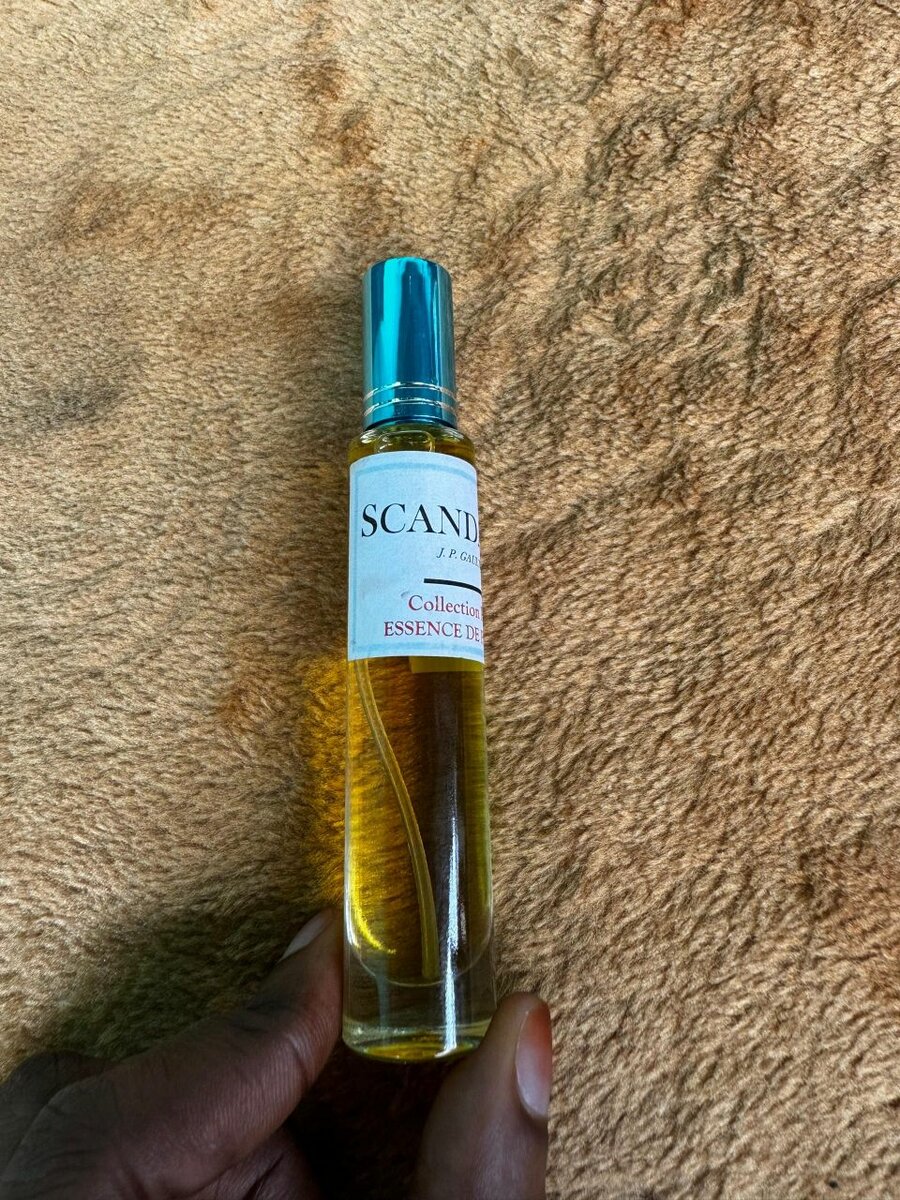 Parfums Exquis Essences