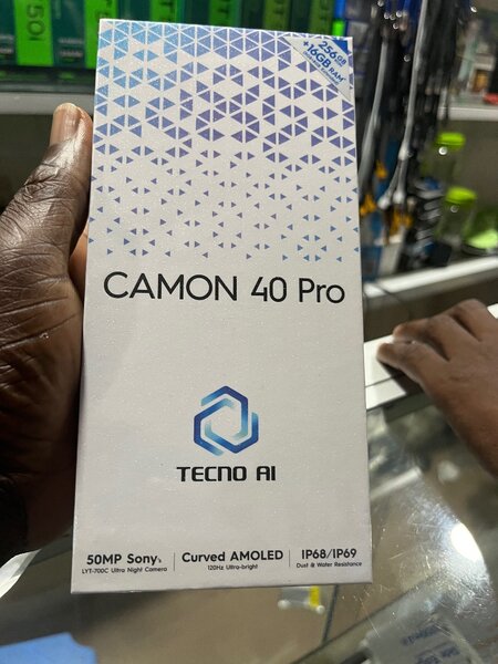 Camon 40 pro