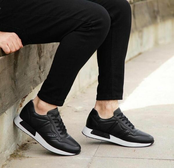 Chaussures disponible  du 100% cuir 