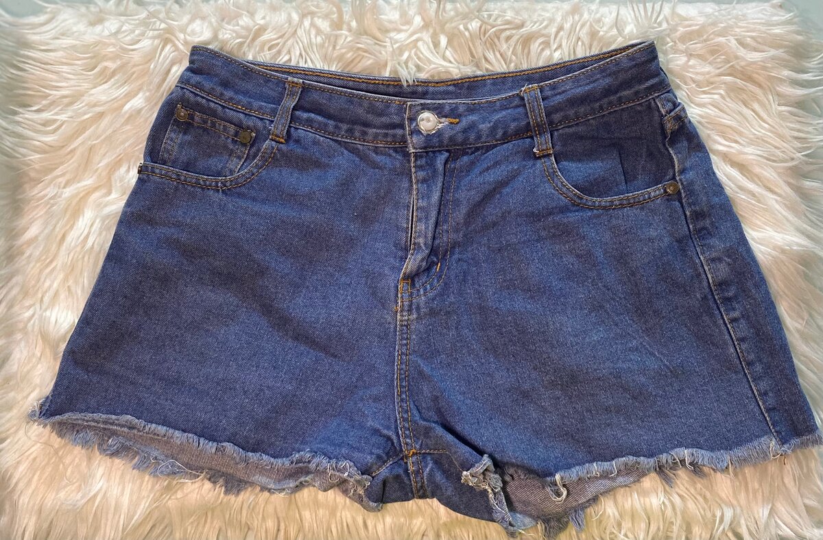 Shorts en jean déchirés
