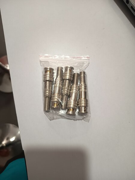 Connecteurs BNC métalliques