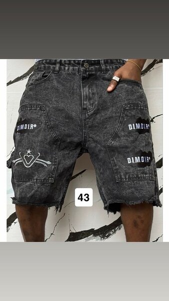 Shorts en denim pour hommes