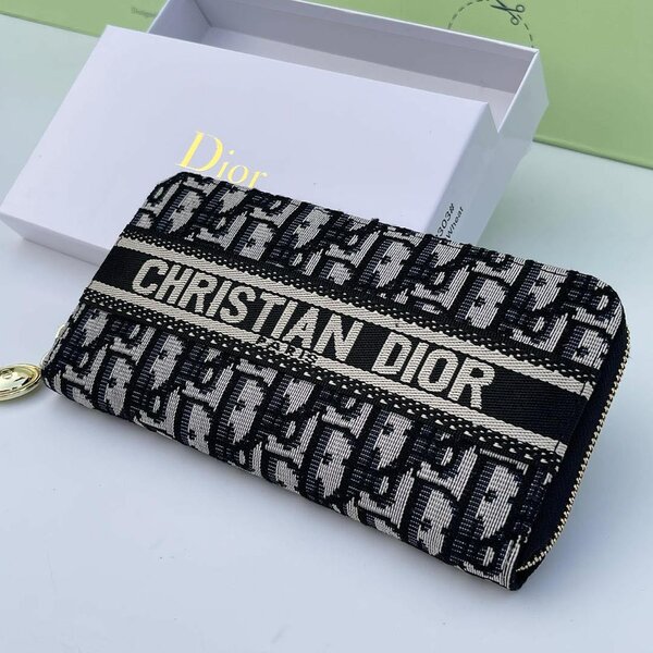 CHRISTIAN DIOR PURSE