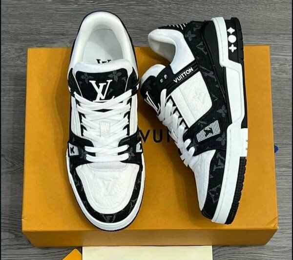 Baskets tendance LOUIS VUITTON