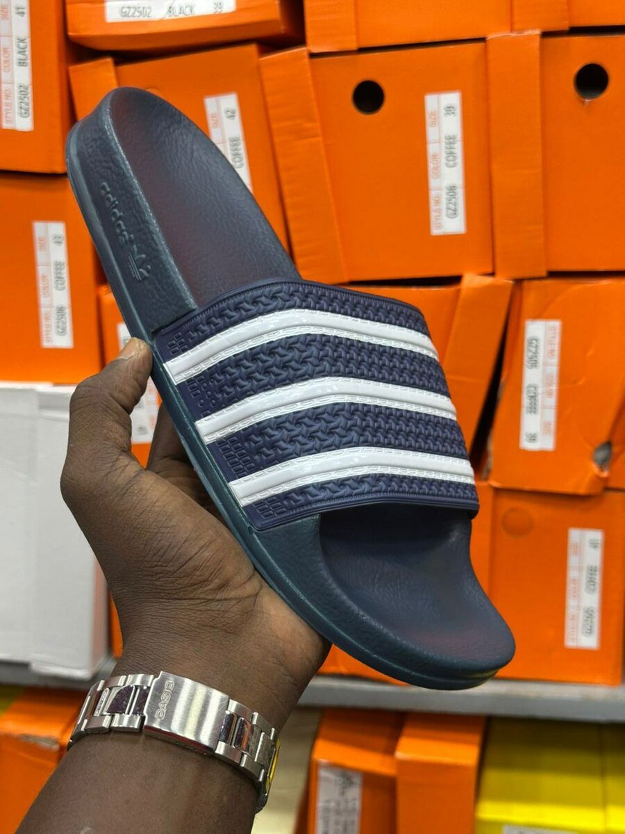 Sandales de plage bleues homme