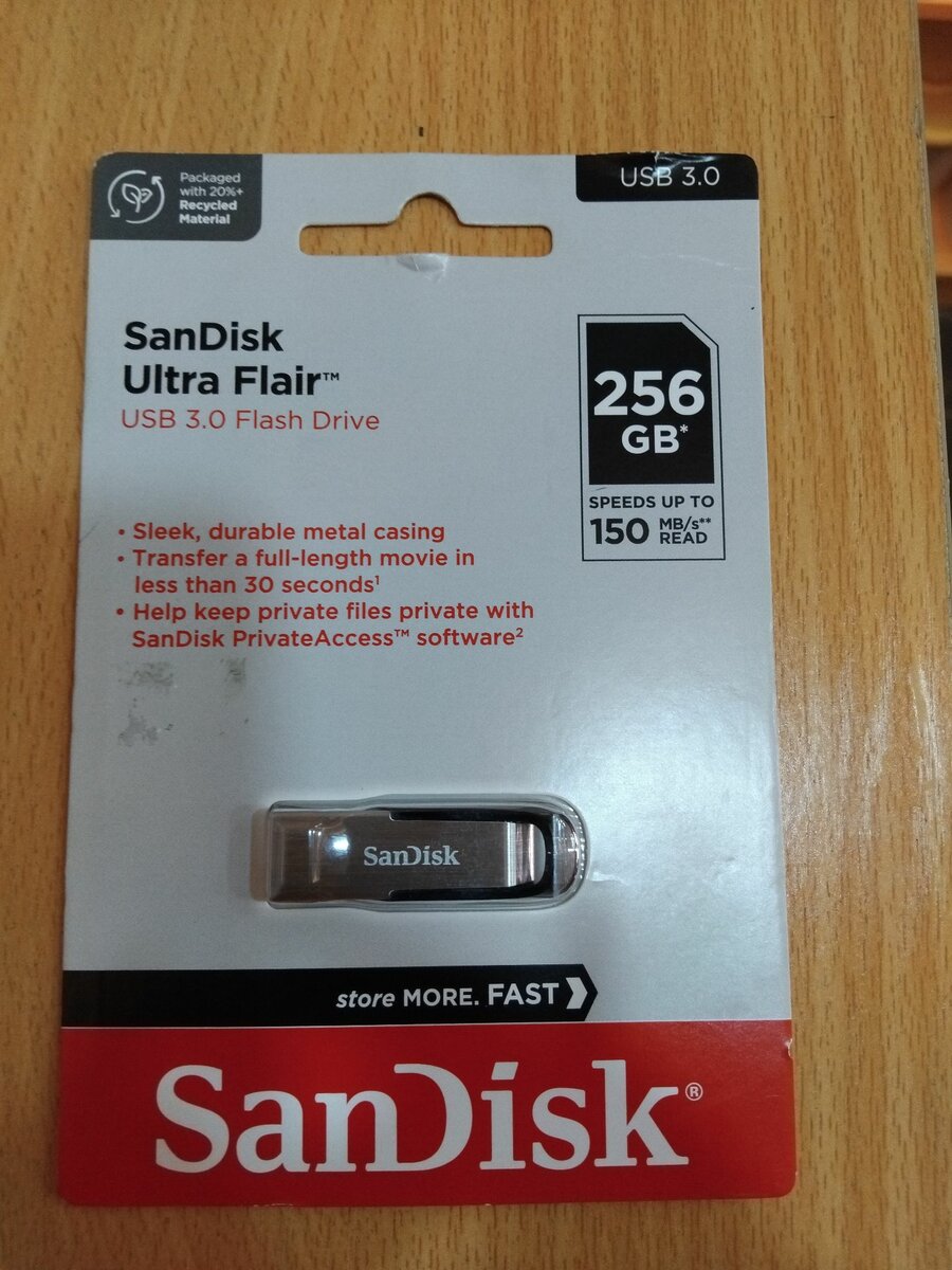 SanDisk 256GB Ultra Flair USB 3.0 Flash Drive