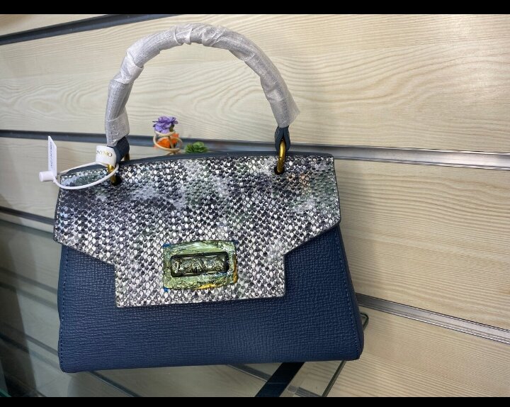 Sac à main élégant en cuir