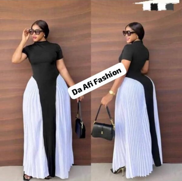 Robe moulante noire et blanche élégante