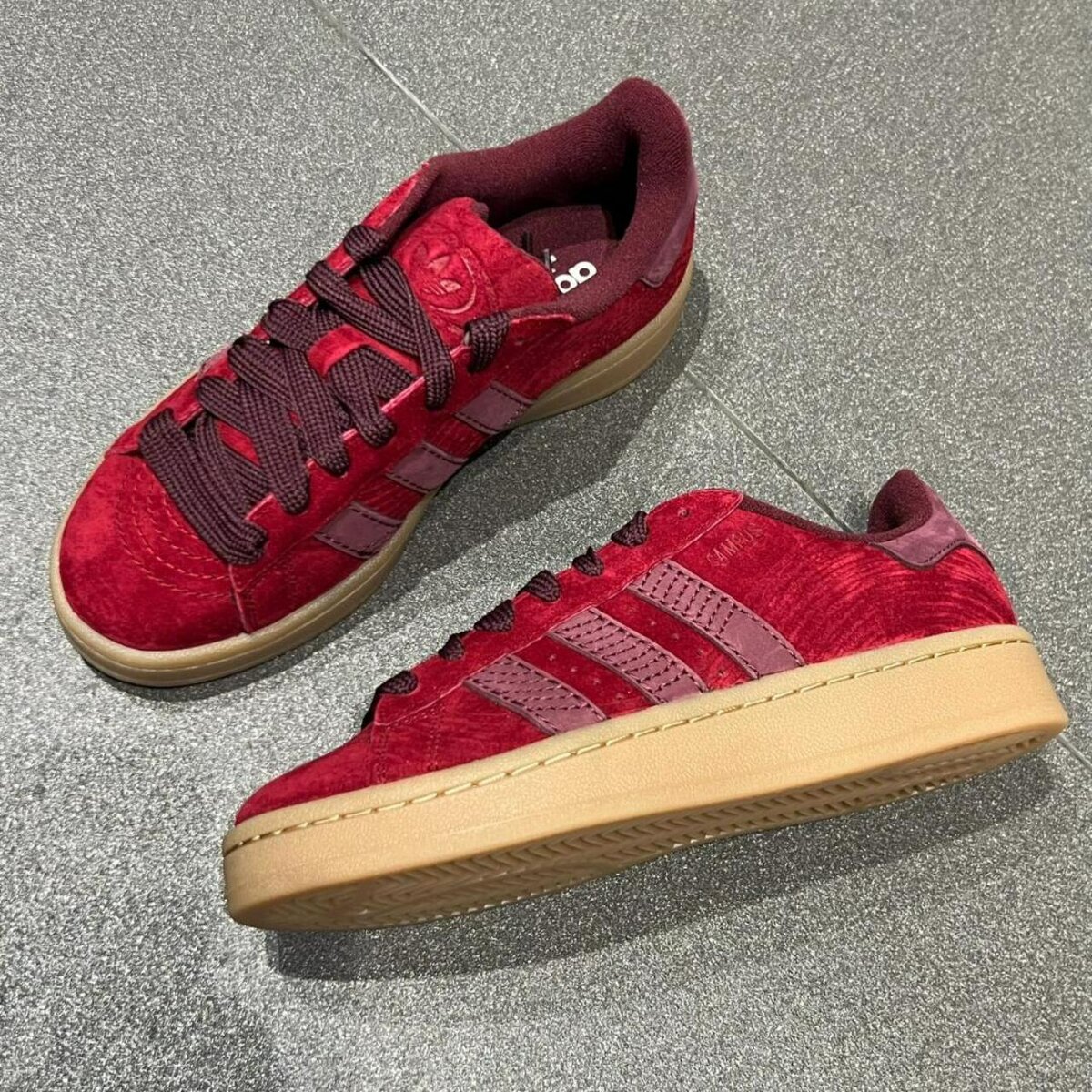ADIDAS CUMPUS RED