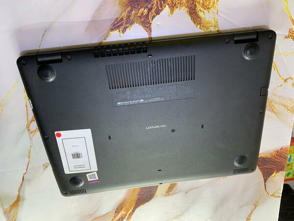 Dell Latitude 3490 Laptop