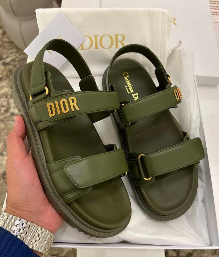 Flip flops for the queens