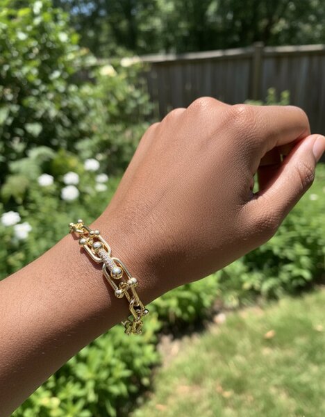 Bracelet chaîne dorée élégante